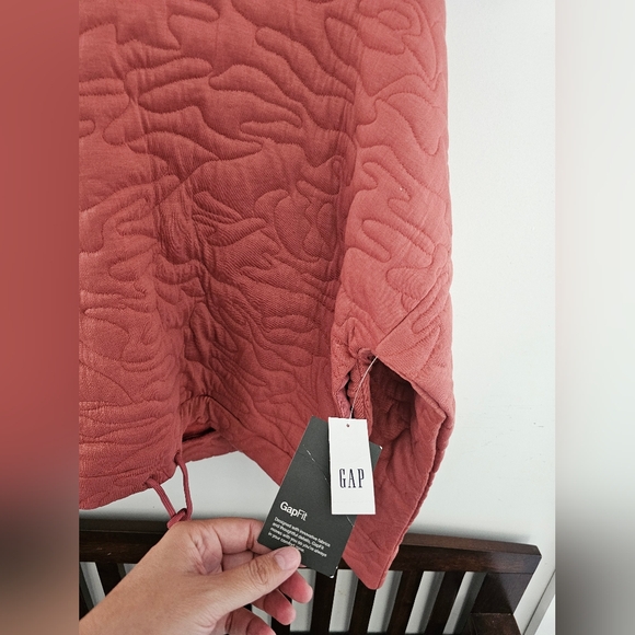 GapFit Quilted Hoodie - Large NWT - Picture 4 of 6